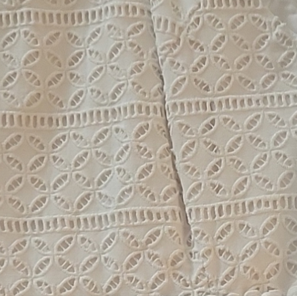 Lilly Pulitzer Ashlyn White  Eyelet & Beaded Shift Dress - Perfect Condition - Picture 4 of 8